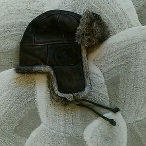 Genuine leather/rabbit bomber hat